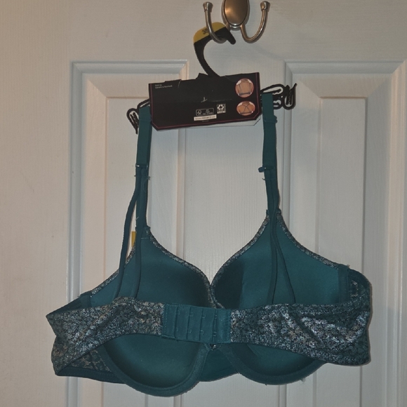 No Boundaries Push-Up Bra - Picture 2 of 5